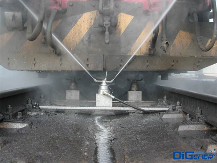 動車組底盤除冰系統