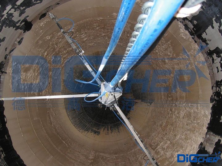 鐵路罐車自動化清洗系統升降開合機構